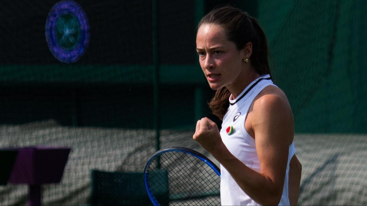 Zeynep Snmez'den tarihi baar! 75 yl sonra Wimbledon'da 3. tura ykselen ilk Trk