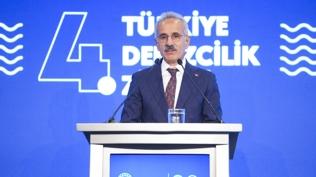 Bakan Uraloğlu: Elektronik haberleşme şirketlerinin yaptığı yatırım 94,1 milyar liraya ulaştı
