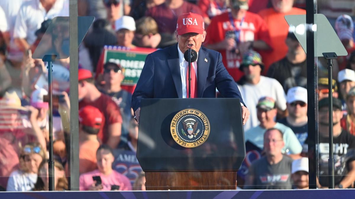 Trump: Beni aradlar ve ''size saldr dzenlememiz gerek'' dediler