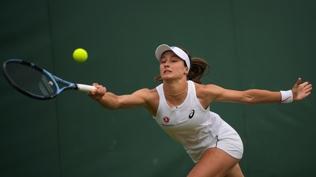 Wimbledon'a 3. turda veda etti