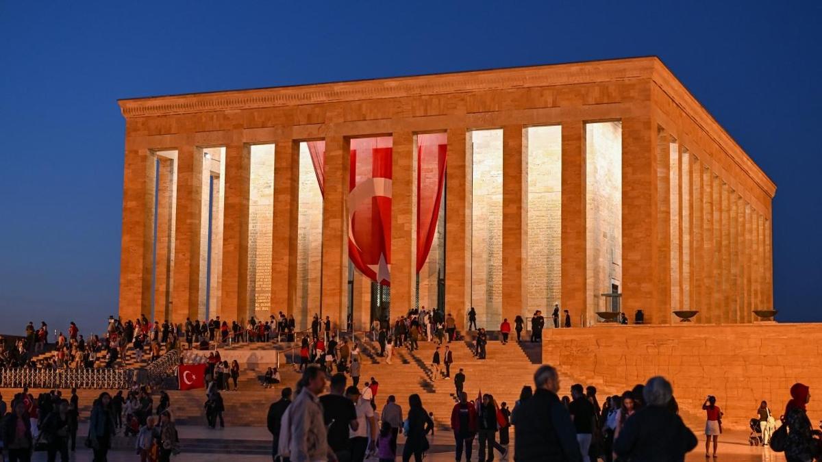 Antkabir'e ziyareti akn! ilk 6 Ayda 2,5 milyon kii arlad