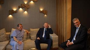 Cumhurbaşkanı Erdoğan'dan Galatasaray Kulübü Başkanı Özbek'e hastanede ziyaret