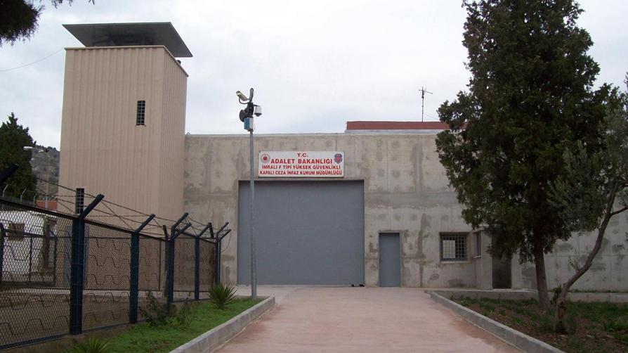 DEM Parti heyeti İmralı'ya gitti