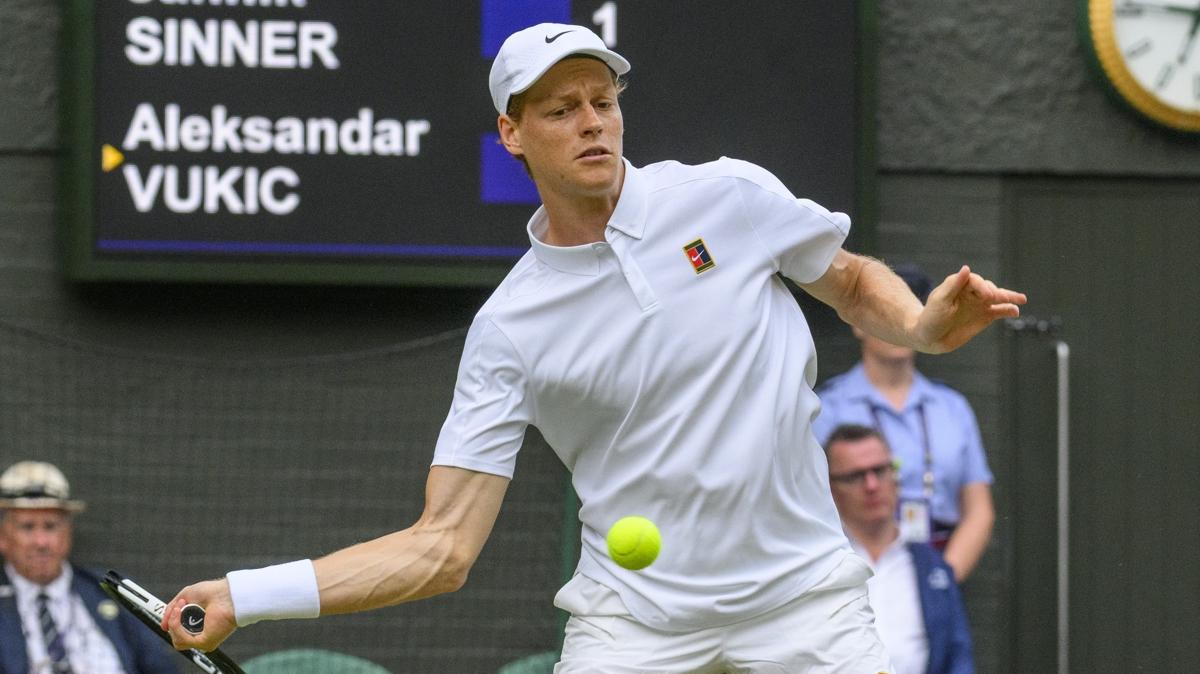 Jannik Sinner set vermeden turladı