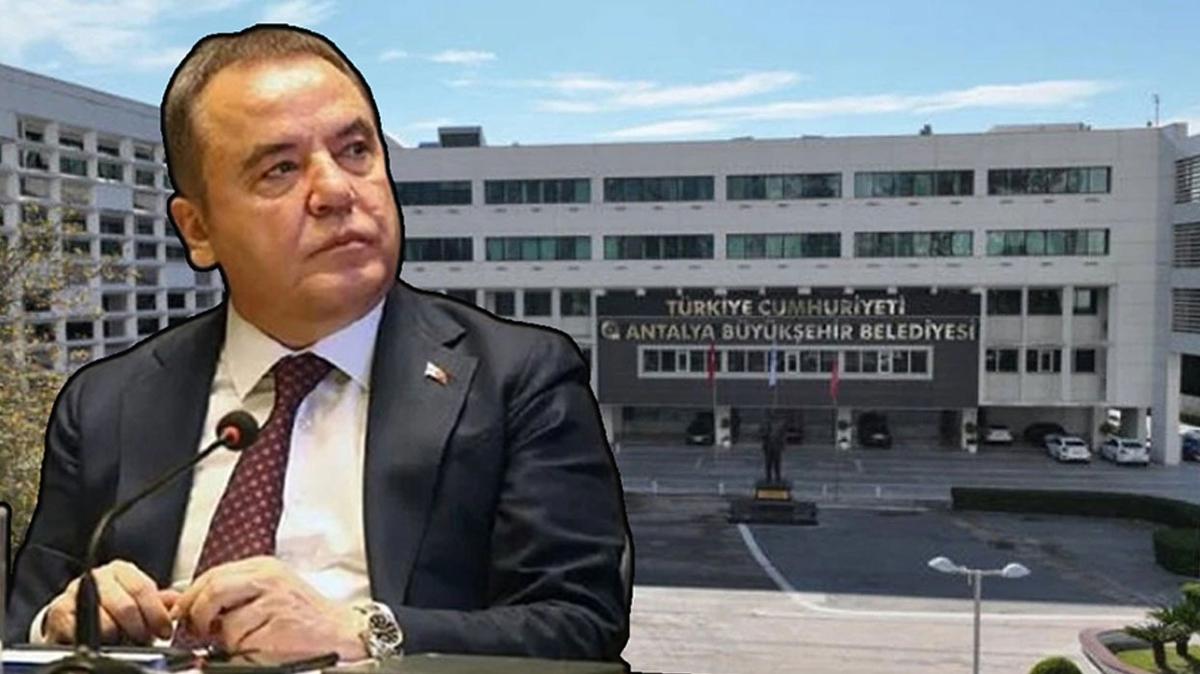 Antalya Bykehir Belediye Bakan Bcek grevden uzaklatrld