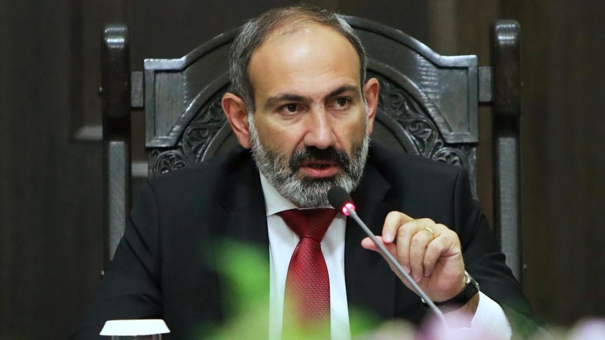 Ermenistan'da hkmet ile kilise arasnda gerilim! Painyan, Katolikos'u darbe ile sulad