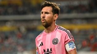 Transferde sürpriz gelişme! Messi için Suudi ekibi devrede