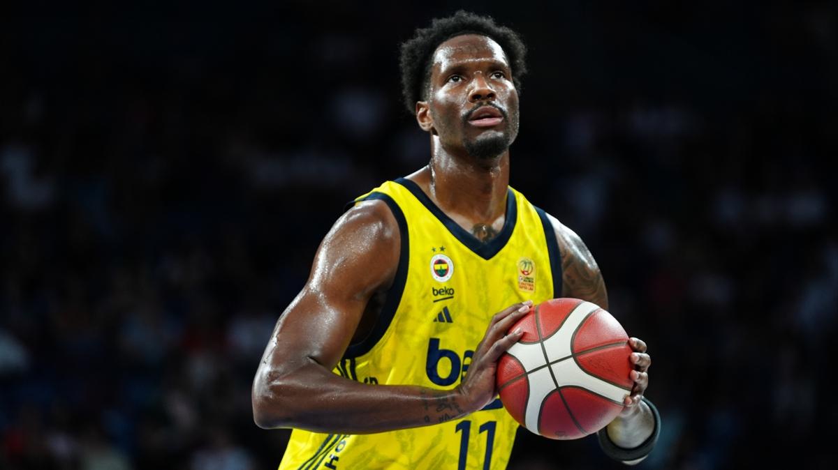 Fenerbahe Beko, Nigel Hayes-Davis'e veda etti