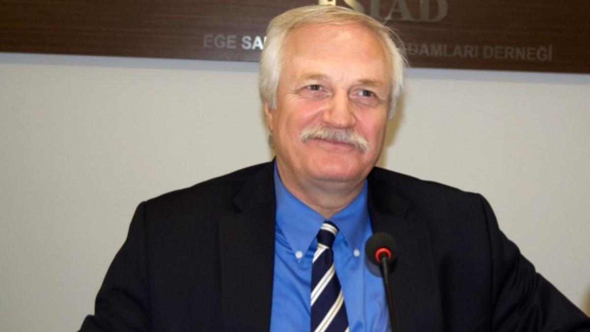 Murat zelik CHP'den istifa etti