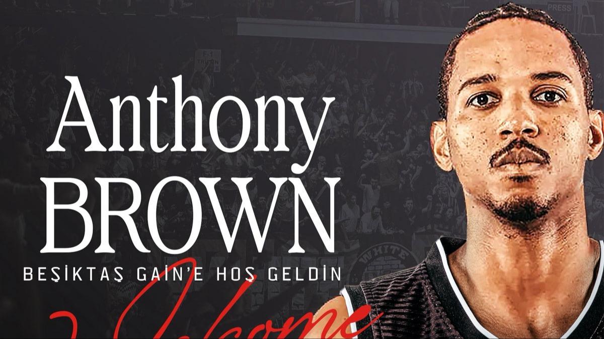 Anthony Brown, Beikta'ta