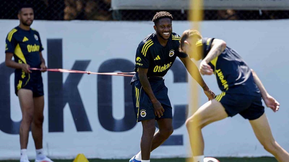 Fenerbahçe yeni sezona tam gaz hazırlanıyor
