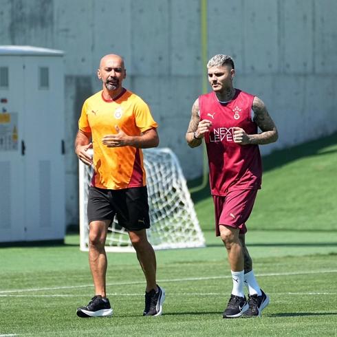 Galatasaray'da Mauro Icardi sahaya indi