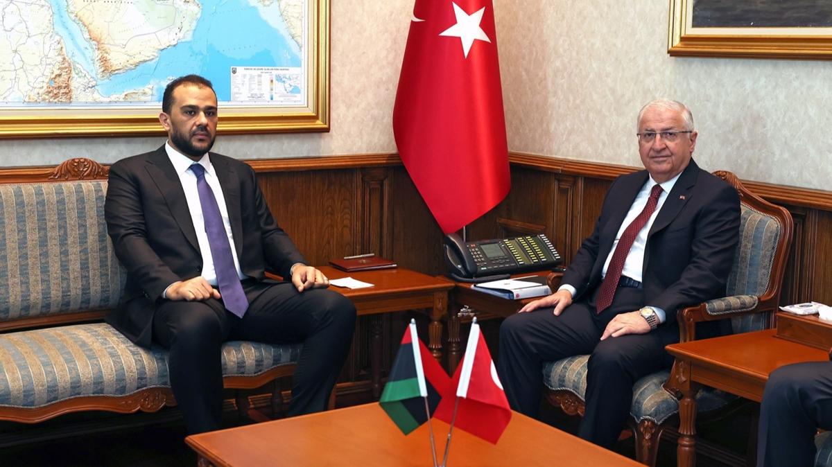 Bakan Gler, Libyal mevkidan kabul etti
