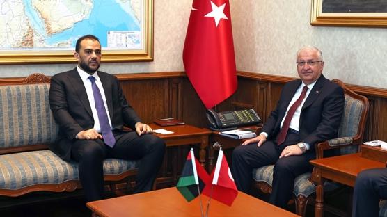 Bakan Gler, Libyal mevkidan kabul etti