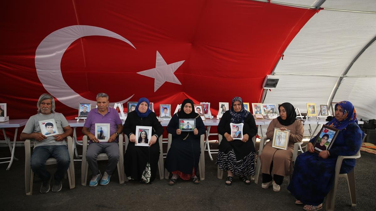 Diyarbakr annelerinden Cumhurbakan Erdoan ve Baheli'ye teekkr: Terrsz Trkiye istiyoruz