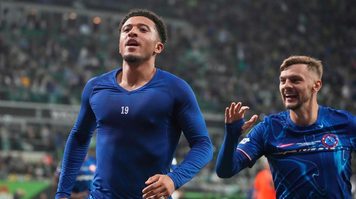 Fenerbahçe ile anılıyordu! Jadon Sancho'nun yeni adresi belli oldu