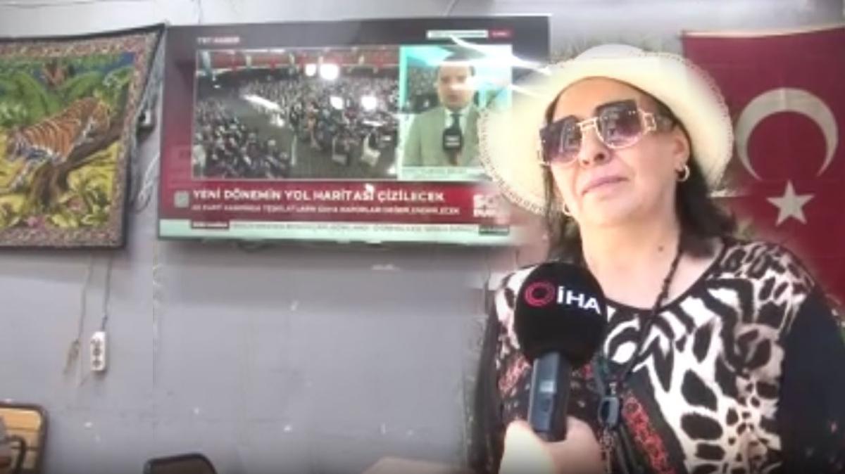 Terr rgt PKK'nn silah brakmas sevinle karland: Vatandalardan Cumhurbakan Erdoan'a teekkr