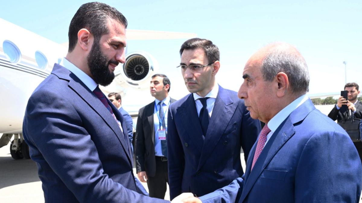 Ahmed ara'dan Azerbaycan'a ziyaret 
