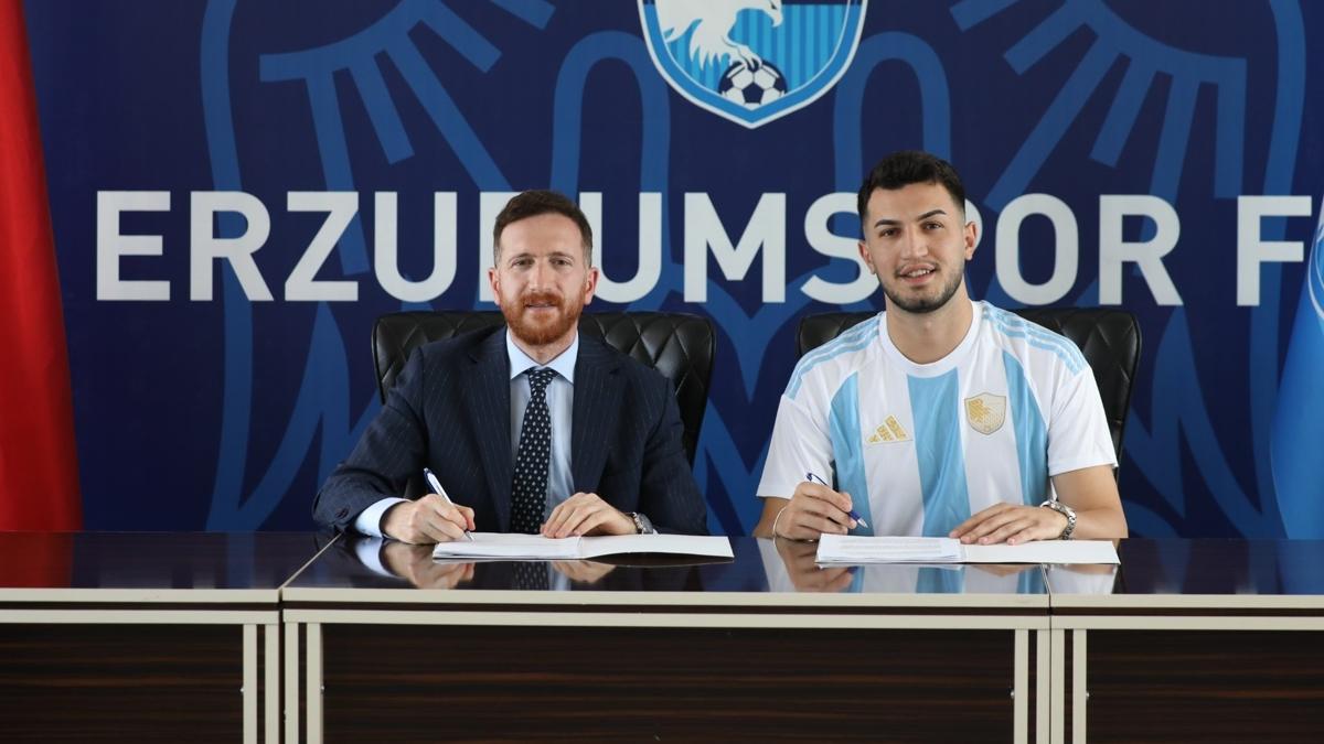 Erzurumspor Adem Eren Kabak'la anlaştı