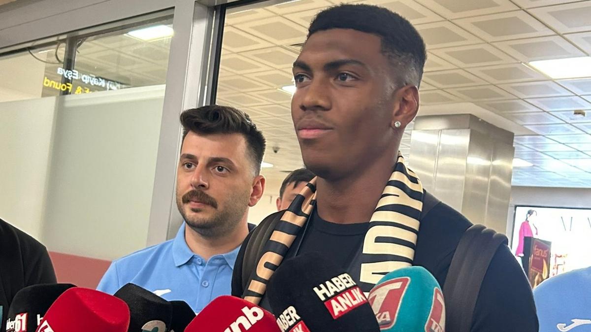 Felipe Augusto Trabzon'a geldi! Frtna'dan bir transfer daha
