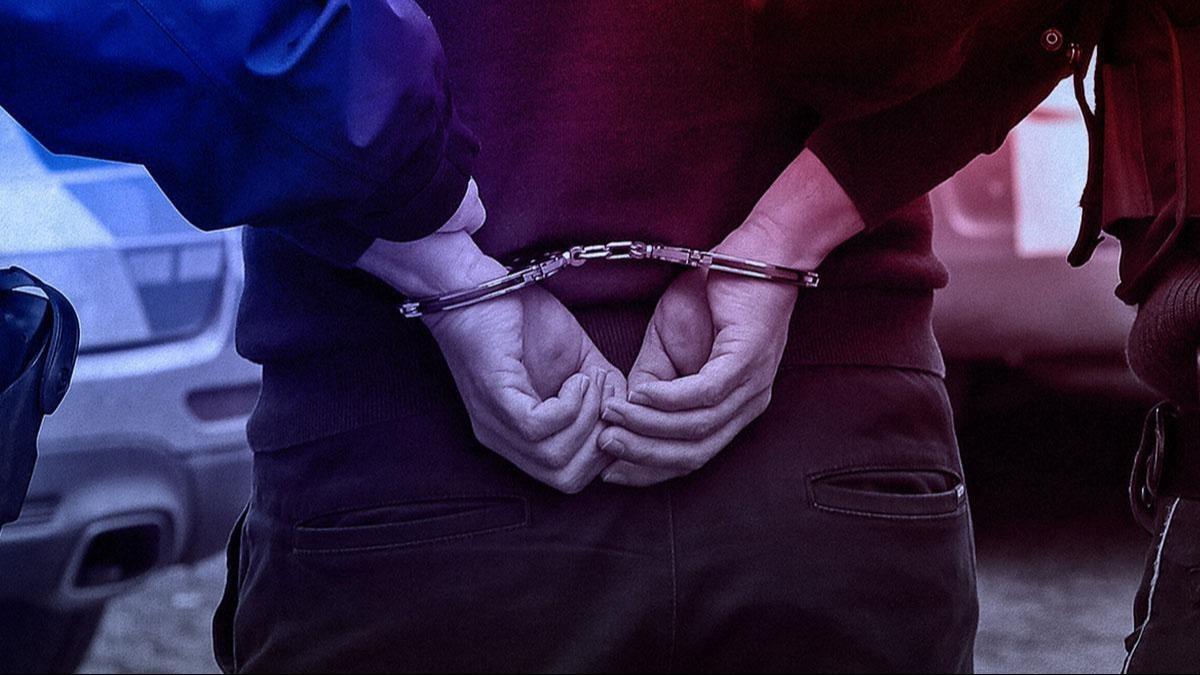 Gerei yapld! ehitlere hakaret etti cezaevine gnderildi
