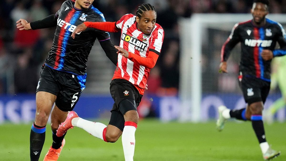 Kyle Walker-Peters transferinde kritik gelime! Oyuncu izin istedi