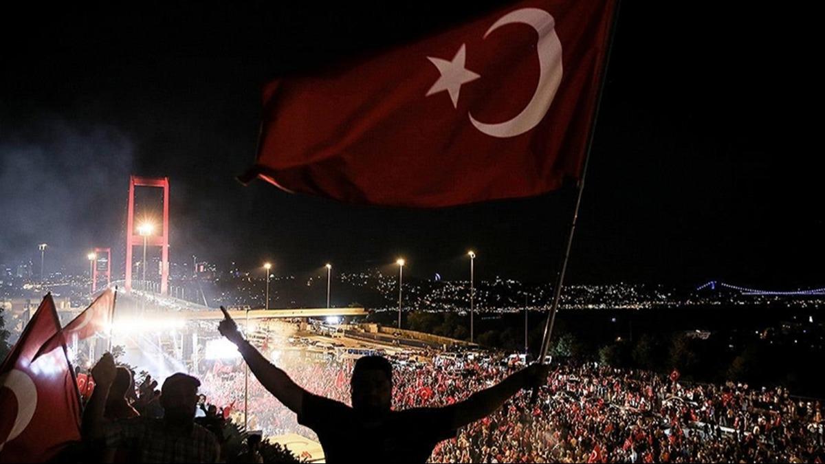 Yerli, yabanc 200 gazeteci program takip edecek! 15 Temmuz'da ''Zaferin Ad Trkiye'' temasyla etkinlikler dzenlenecek