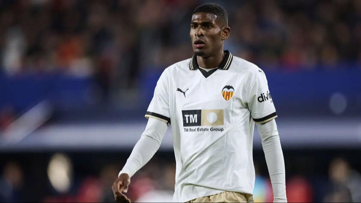 Arsenal, Cristhian Mosquera'y bitiyor