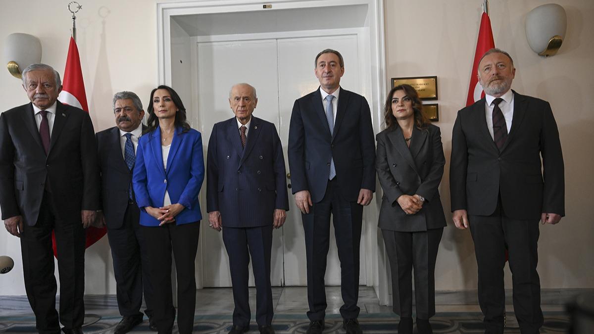 Meclis'te ''Terrsz Trkiye'' temaslar: DEM heyetinden Baheli'ye ziyaret