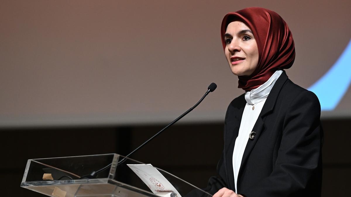 Bakan Gkta: Kahramanlarmz ihanete kar direniin simgesi oldu