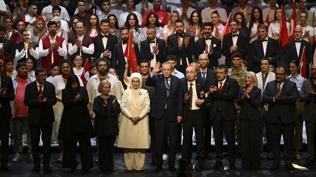 Cumhurbaşkanı Erdoğan 'En Uzun Gece' destanının ilk temsiline katıldı