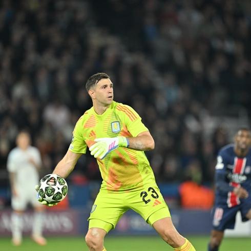 Emiliano Martinez, Manchester United yolunda