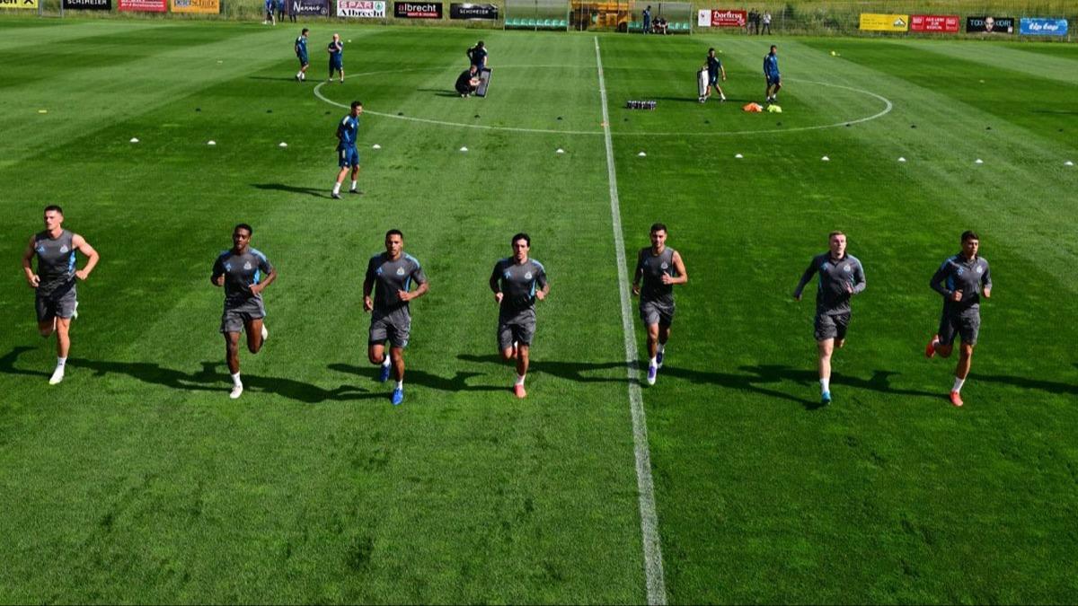Newcastle United, yeni sezon mesaisi iin  Avusturya'da