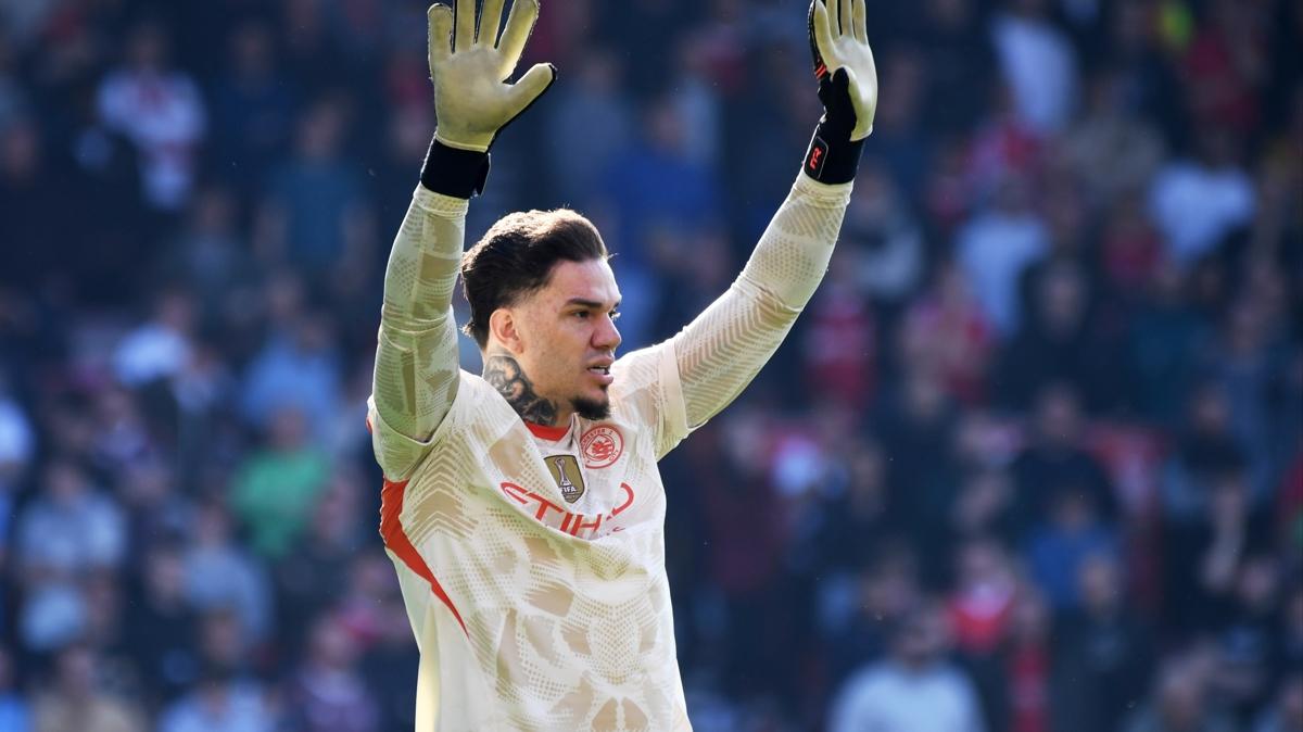 Napoli'den Ederson hamlesi