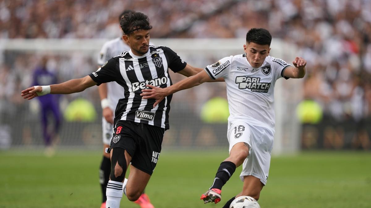 Atletico Madrid, Thiago Almada'y kadrosuna katt