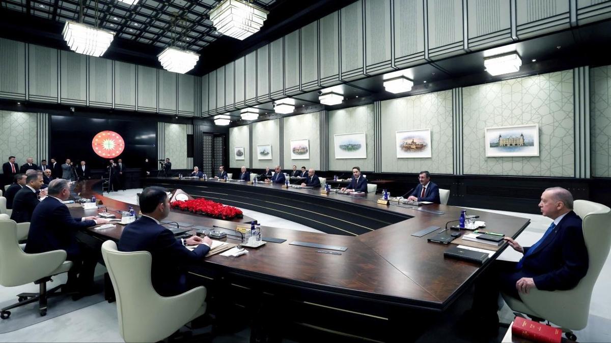 Cumhurbaşkanlığı Kabinesi "Terörsüz Türkiye" gündemiyle toplanıyor