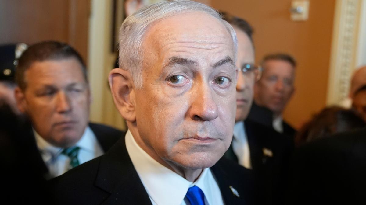 Trump talep etti Netanyahu Gazze'deki kilise saldrs iin aklama yapt