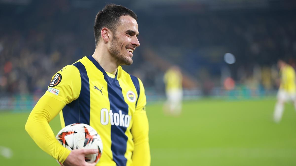 Filip Kostic, Olimpiakos yolcusu