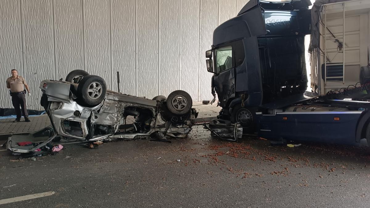 Tosya'da can pazar: Otomobili biti, ok sayda l var