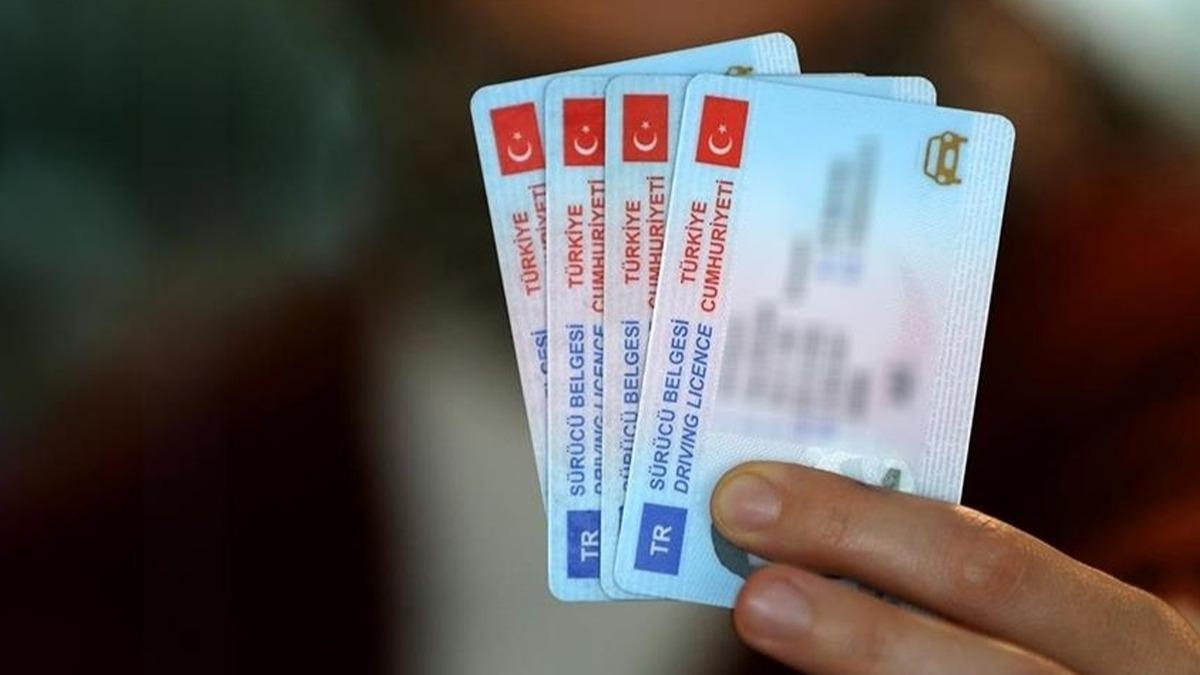 15 liralk ilem 7 bin liraya kacak: Eski tip ehliyeti olanlar iin son frsat