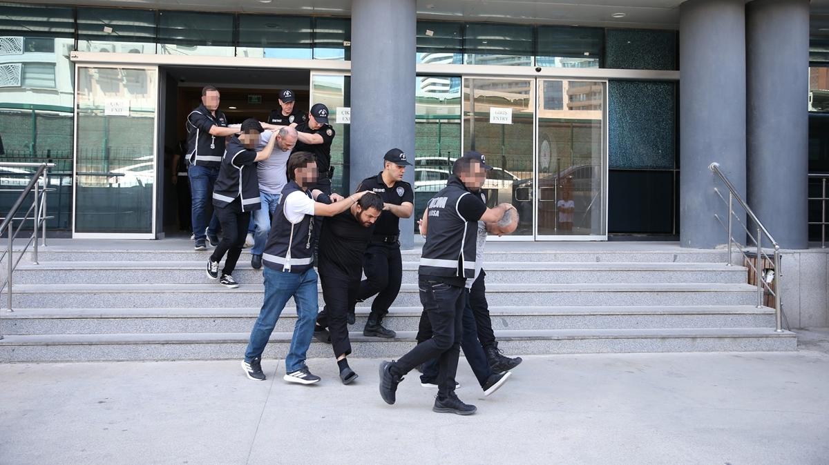 Bursa'da ''etkinler'' su rgt kertildi