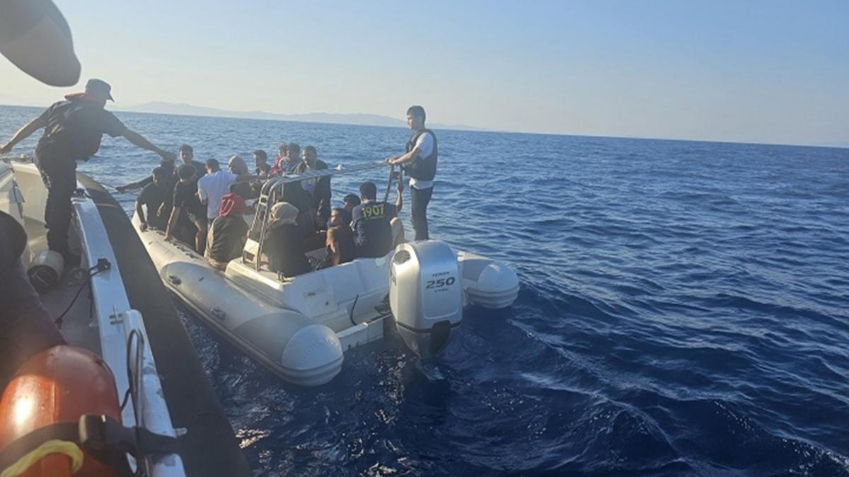 zmir aklarnda 33 dzensiz gmen kurtarld, 31 dzensiz gmen yakaland