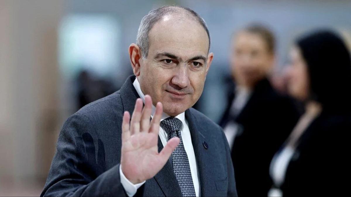 Ermenistan'da sular durulmuyor... Painyan'dan kiliseye reform hamlesi 