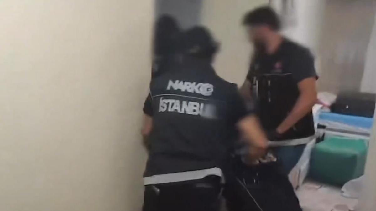 Esenyurt'ta uyuturucu operasyonu! 144 kg skunk ele geirildi