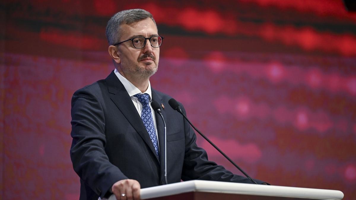 letiim Bakan Duran'dan Ayasofya mesaj:  Tarihimizde yeni bir sayfa ald
