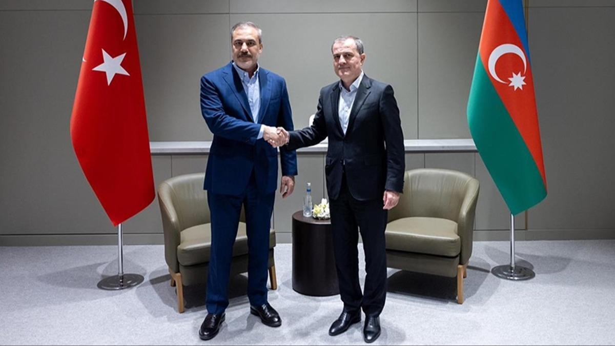Dileri Bakan Fidan, Azerbaycanl mevkida ile grt