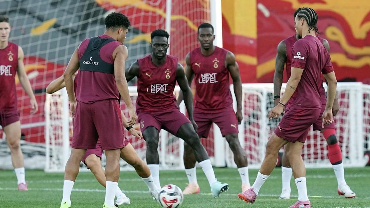 Galatasaray, Strasbourg ma ncesi pas ve taktik alt