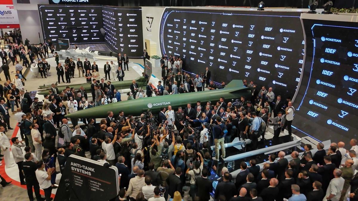 Komu itiraf etti: Biz sadece satn alyoruz, Trkiye deprem etkisi oluturuyor