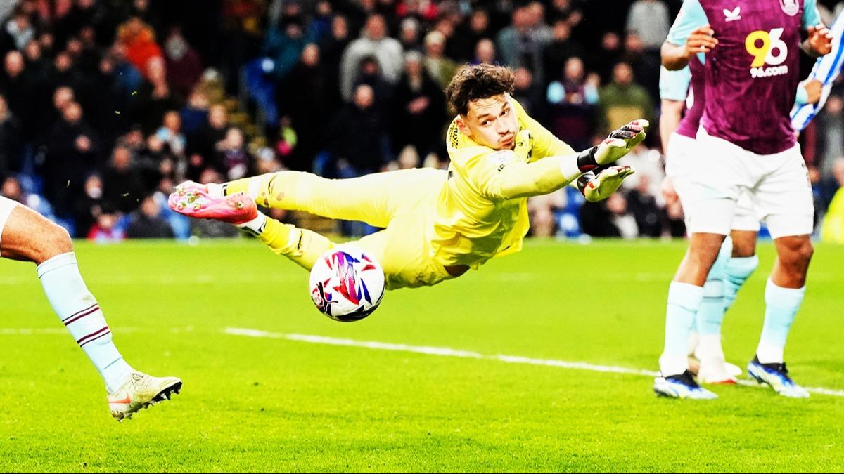 Manchester City'den kaleye dev geri dn: James Trafford 