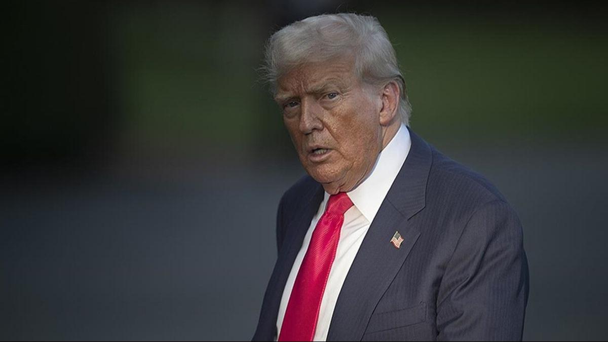 Epstein glgesi Trump'n peini brakmyor: Dosyada ismi olduuna dair bilgilendirilmediini aklad